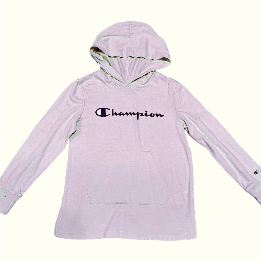 NWOT!! CHAMPION GIRLS LONG SLEEVE WITH HOOD Size: Medium Color: Light Purple